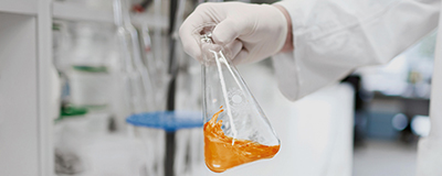 Injection additives for concrete