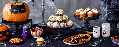 Halloween tableware