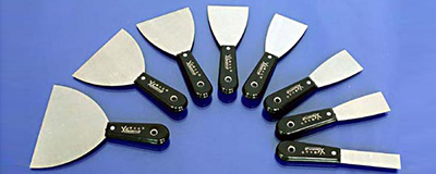 Taping Knives