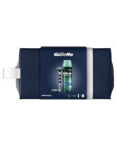 Gillette Mach3 Gift Set: Razor + 1 Spare Blade + Extra Comfort Shaving Gel, 200 ml + Travel Bag