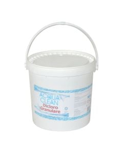 The solid chlorine for pool water, 5 kg